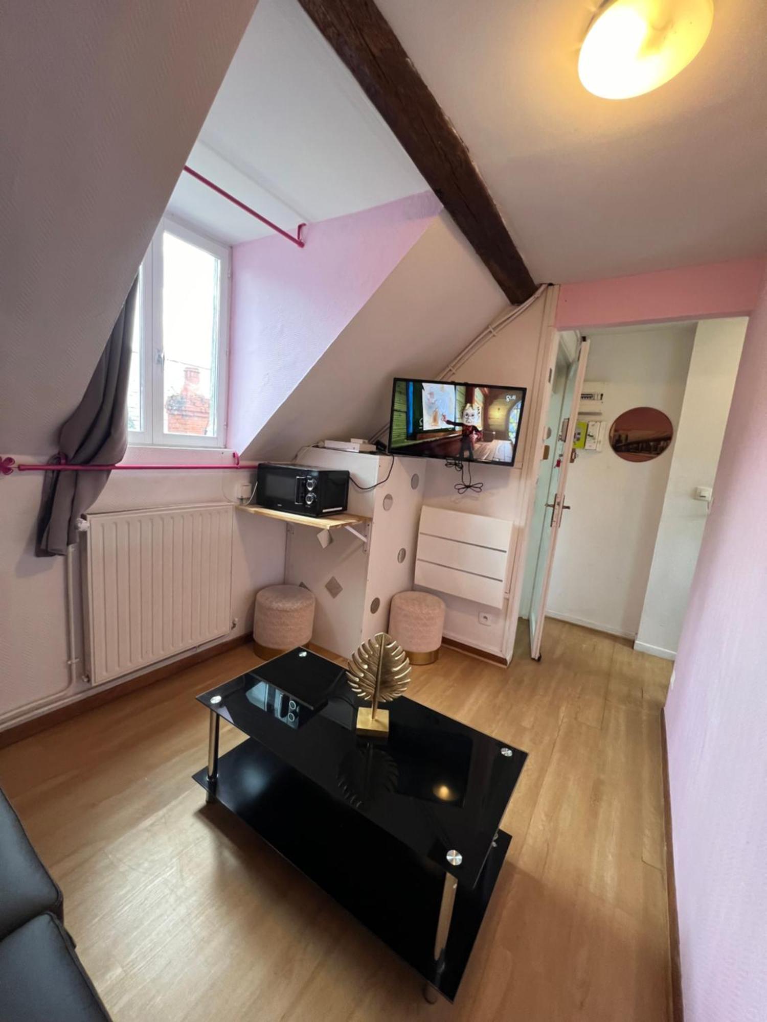 Petit F2 Fonctionnel Plein Centre Et Proche Gare Appartement Bourges Buitenkant foto